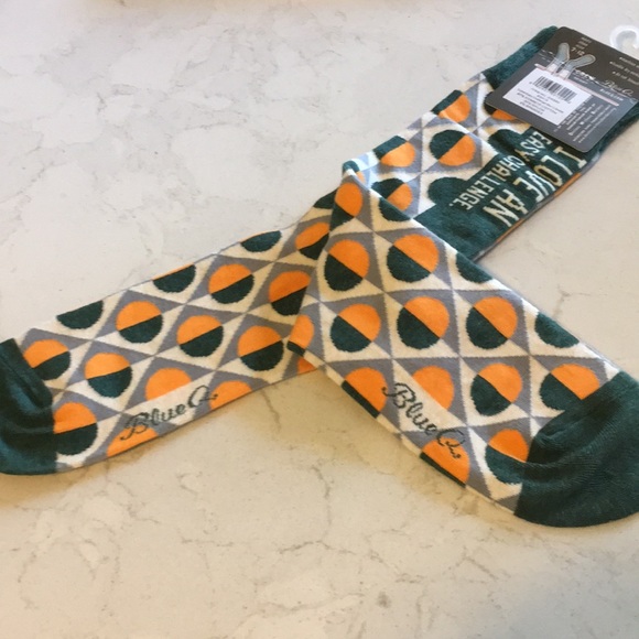 NWT Men’s “I Love an Easy Challenge” Socks - Picture 5 of 6